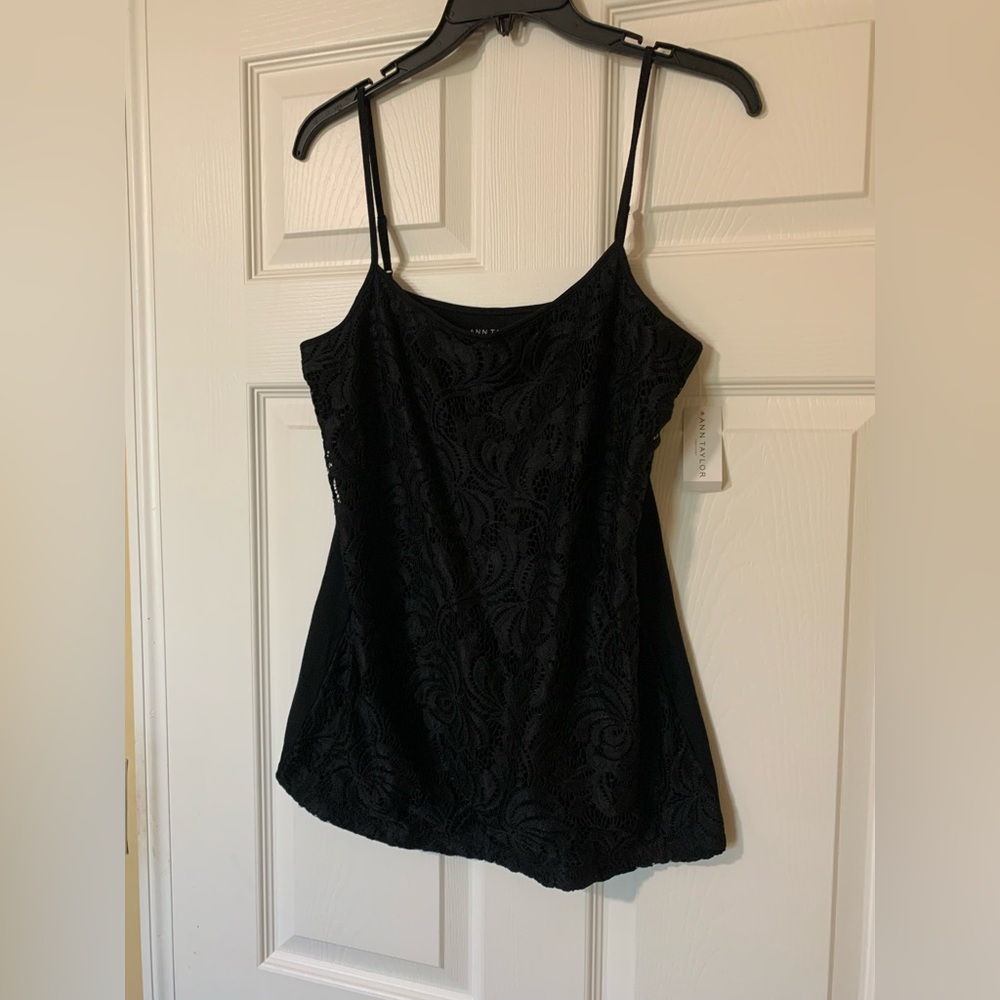 NWT Ann Taylor Factory Black Fitted Lace Front Camisole‎ Top Large Chic Feminine